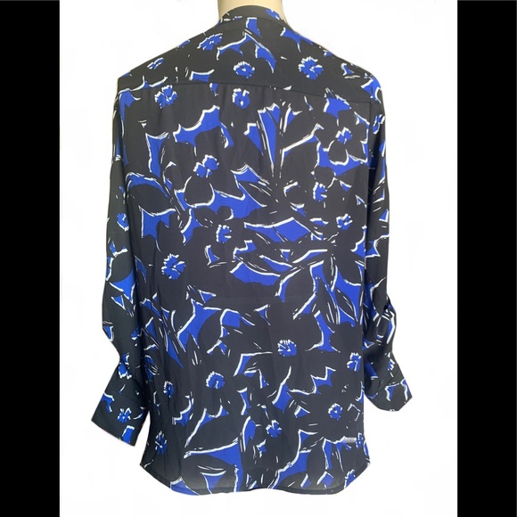 APT.9 Woman’s LongSleeve Blouse - Picture 2 of 3